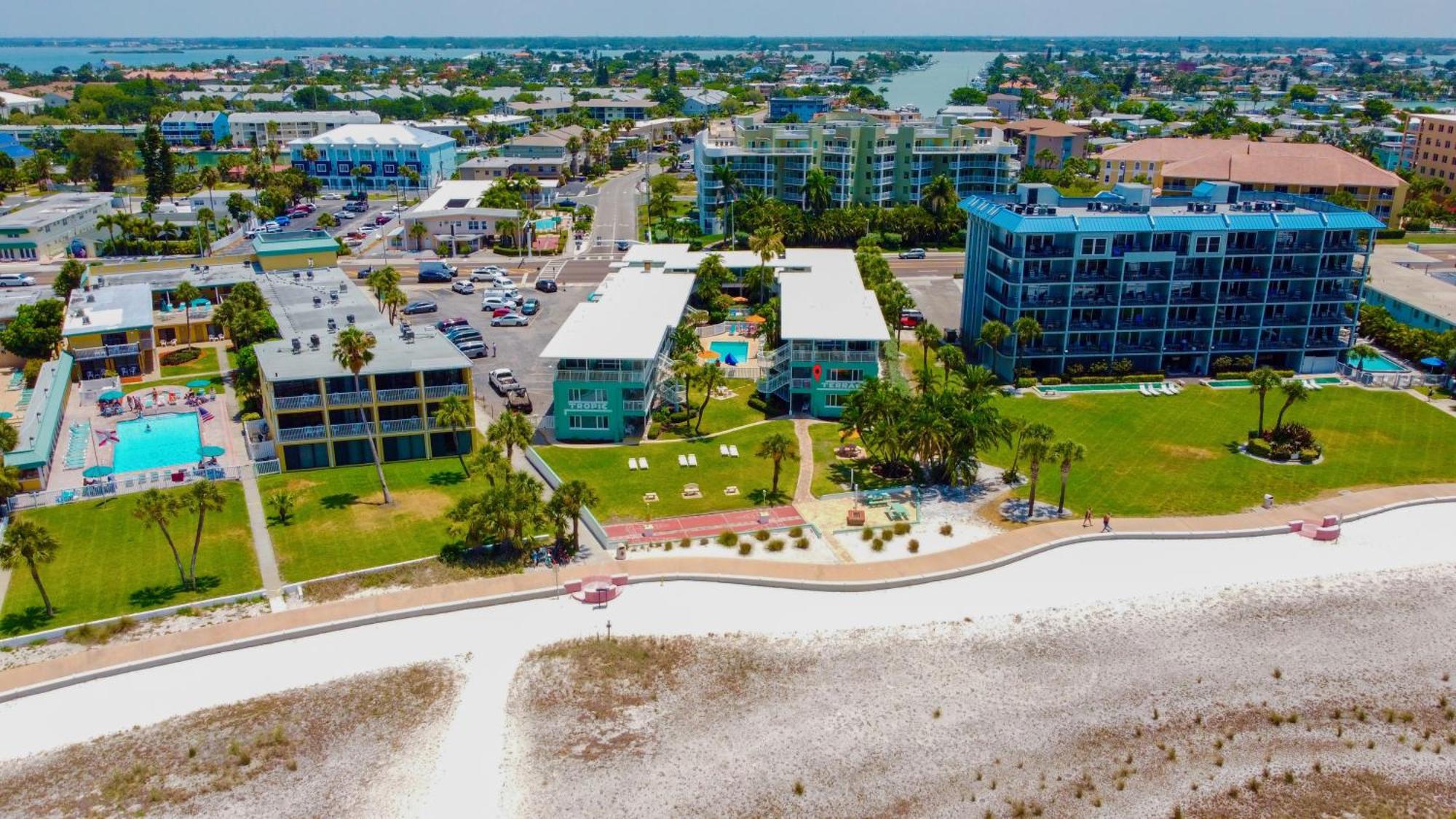 Tropic Terrace #41 - Beachfront Resort St. Pete Beach Kültér fotó