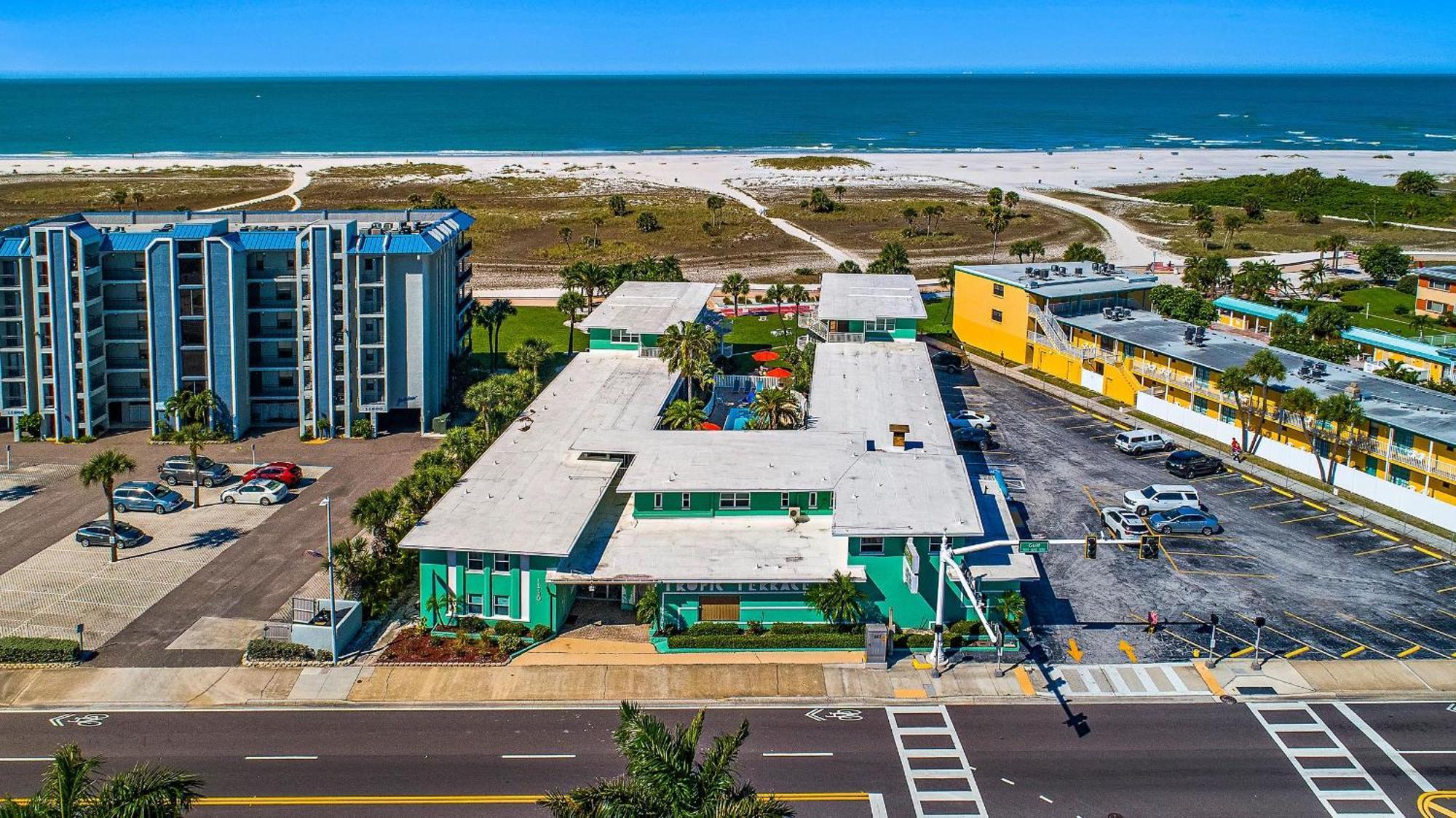 Tropic Terrace #41 - Beachfront Resort St. Pete Beach Kültér fotó